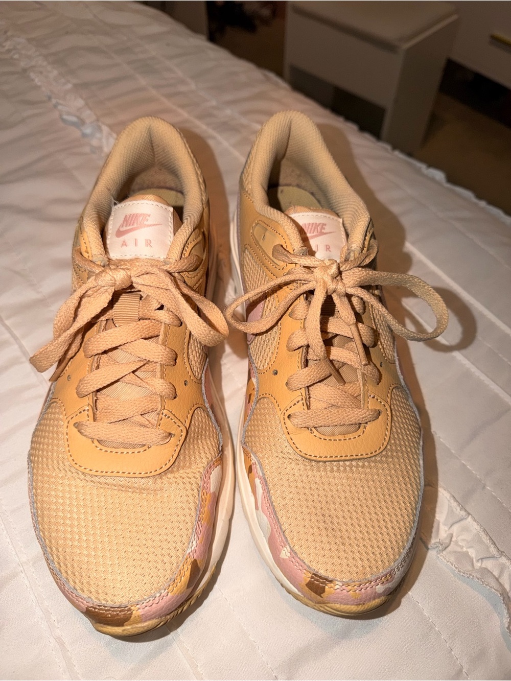 Nike Women's Tan and Pink camo sneakers